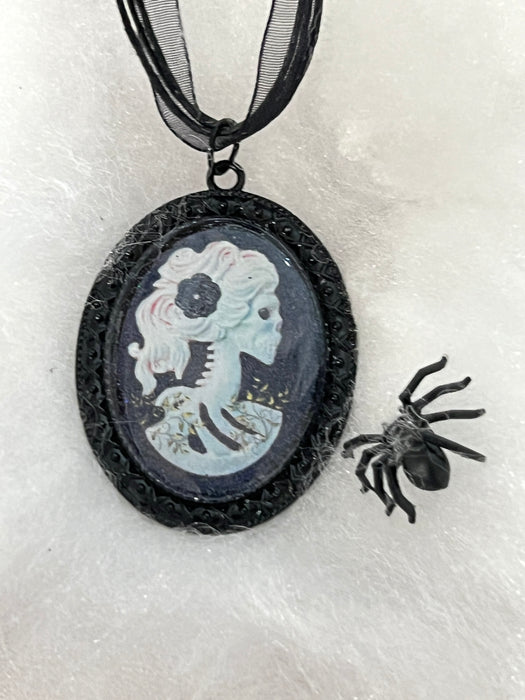 Dark Enchantments Cameo-Black