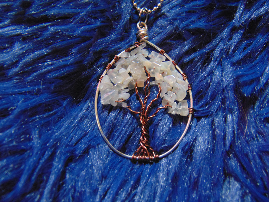 Gem Tree Oval Moonstone Necklace