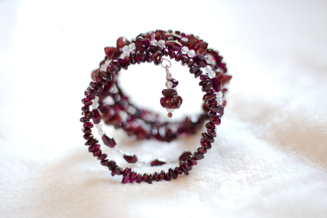 Memory Wire Garnet and Moonstone Bracelet